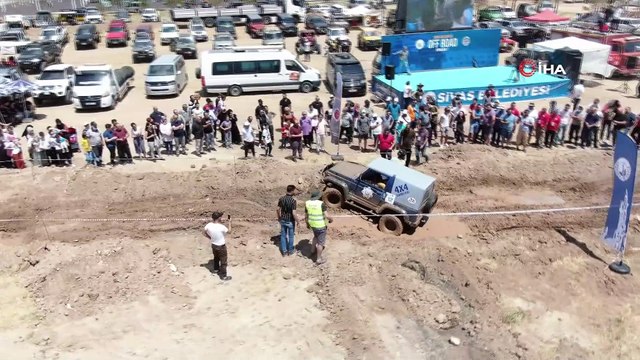 Off Road yarışları nefesleri kesti