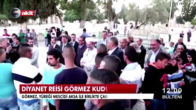 Mehmet Görmez Kudüs'te akşam namazını gözyaşlarıyla kıldırdı