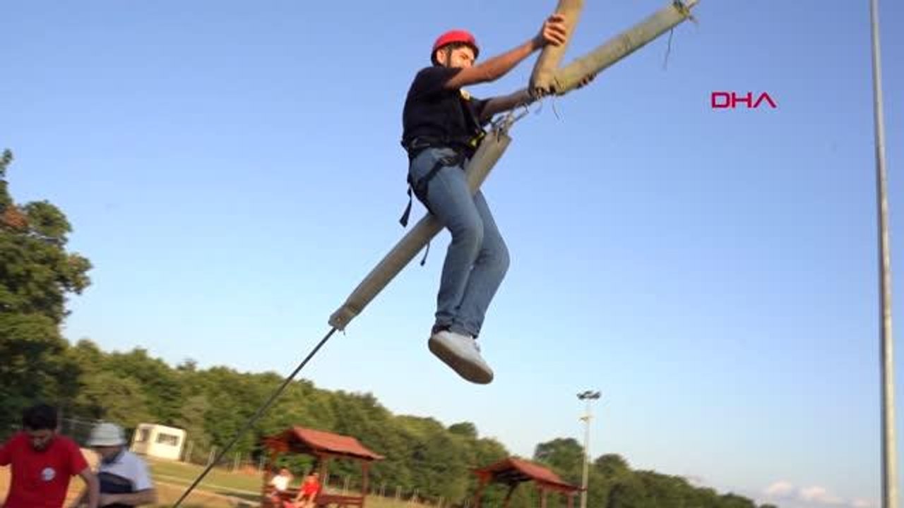Geleneksel medya ile dijital medya içerik üreticileri Tuzla Gençlik Kampı'nda yarıştı