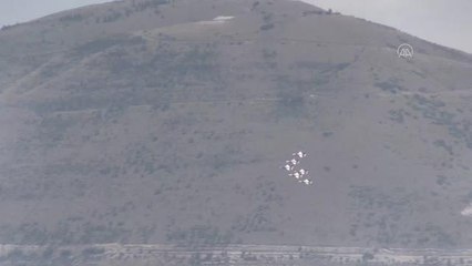 Türk Yıldızları gösteri uçuşu yaptı