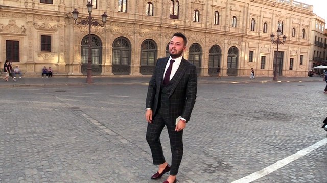 José Antonio Avilés rompe a llorar en directo: su novio le ha dejado