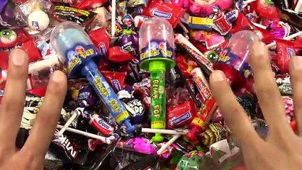 LEARN COLORS with The 3 New Lollipops Party in my Tummy & a lot of Candy