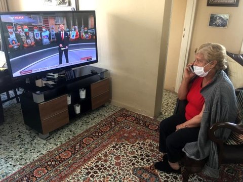 Dolandırılmaktan izlediği haber sayesinde kurtuldu