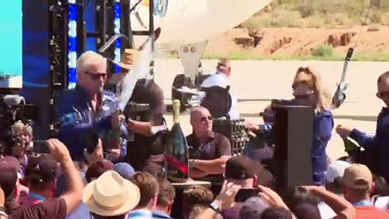 Virgin Galactic: Ο Ρ. Μπράνσον, ο νεκρός πιλότος και τα τουριστικά ταξίδια στο διάστημα