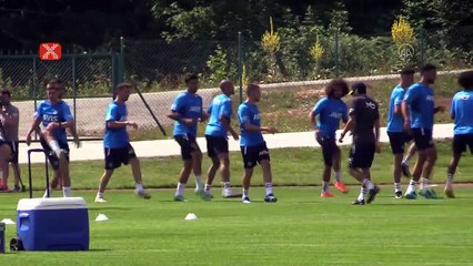 Fenerbahçe yeni sezon hazırlıklarını sürdürüyor