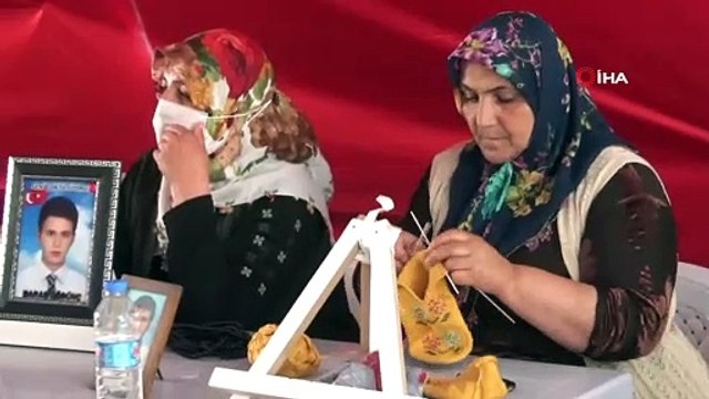 Evlat nöbetindeki anneden oğluna teslim ol çağrısı