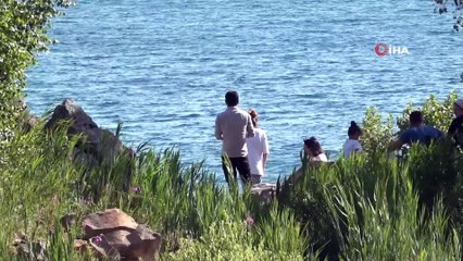 Normalleşmeyle birlikte Nemrut Krater Gölü’ne ziyaretçi akını