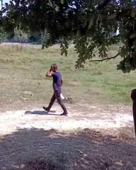 KADIN, ORMANI YAKTIĞINI İDDİA ETTİĞİ ŞÜPHELİYİ GÖRÜNTÜLEDİ