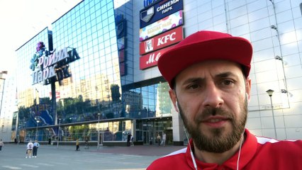 Walking in the Evening in Siberia❄️. 75°F. The vibe of Kalinin Square. Casual dining. House - book! 063021_3372