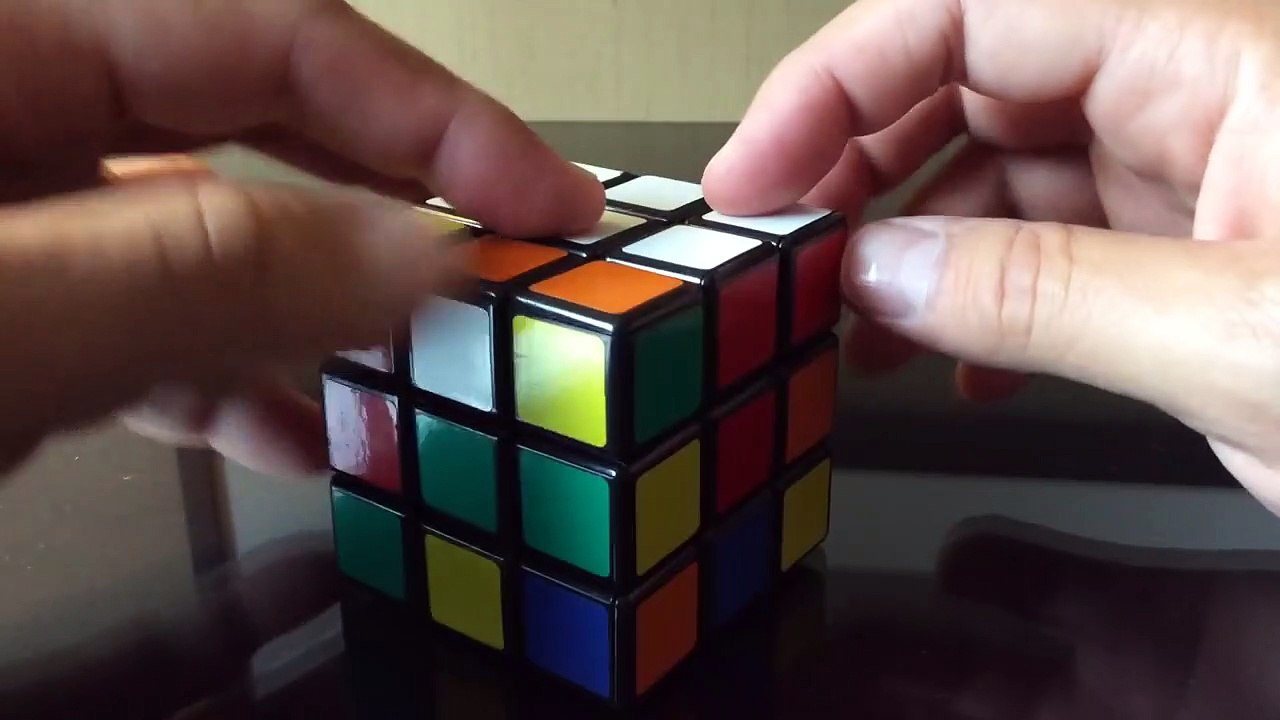 How To Solve 1 Side Of A Rubik'S Cube For Beginners - Kids And Adults ...