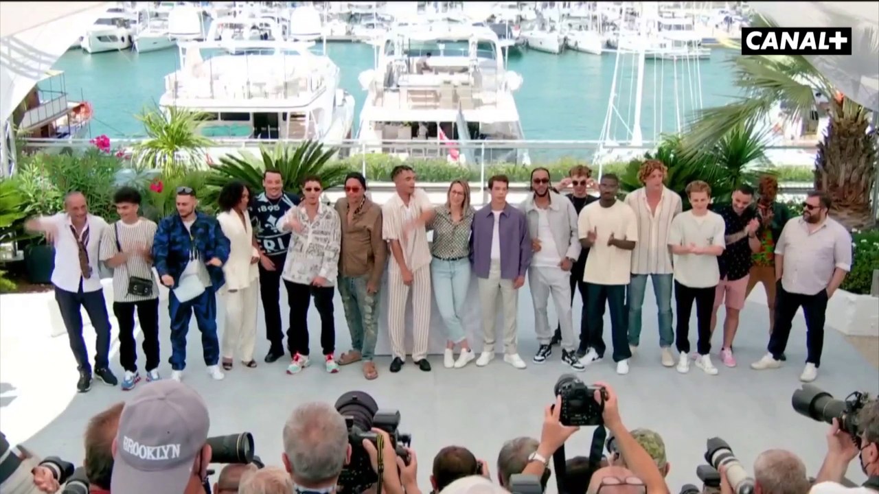 Photocall de l'équipe du film Suprêmes avec JoeyStarr ,Théo Christine, Sandor Funtek - Cannes 2021
