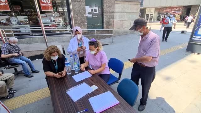 Karabük'te kent nüfusunun yarısından fazlasına 1. doz aşı yapıldı