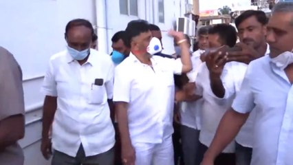 DKS Slapping history | DK Shivakumar ಅವರು ಈ ಹಿಂದೆ ಯಾರಿಗೆಲ್ಲಾ ಕಪಾಳಮೋಕ್ಷ ಮಾಡಿದ್ದಾರೆ | Oneindia Kannada