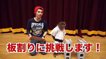 Monkey acting becomes a fighter