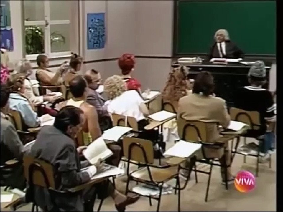 Dona Cacilda quer pegar no bigulin  do Professor raimundo Escolinha do Professor Raimundo antigo
