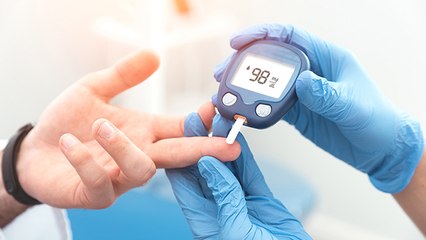 Diabetes के Symptoms हो सकते है दांत और मसूड़ों से जुड़ी ये परेशानी, हो जाए सावधान । Boldsky