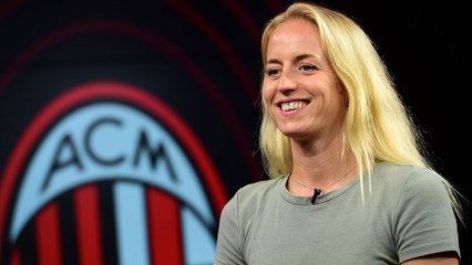Stapelfeldt: "It's an honour to wear this jersey"