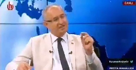 CHP'nin kanalında mide bulandıran olay: İbadetle dalga geçip gevşek gevşek güldüler!