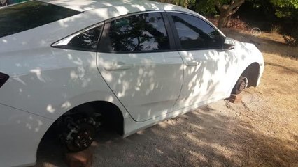 Park halindeki araçların lastiklerini çaldıkları iddiasıyla 3 zanlı tutuklandı