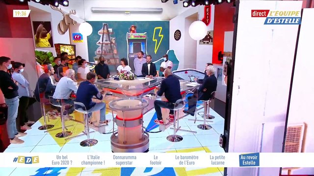 Estelle Denis, en larmes, fait ses adieux à l’émission « L’Equipe d’Estelle » qu’elle anime depuis quatre ans sur la chaîne L’Equipe - VIDEO