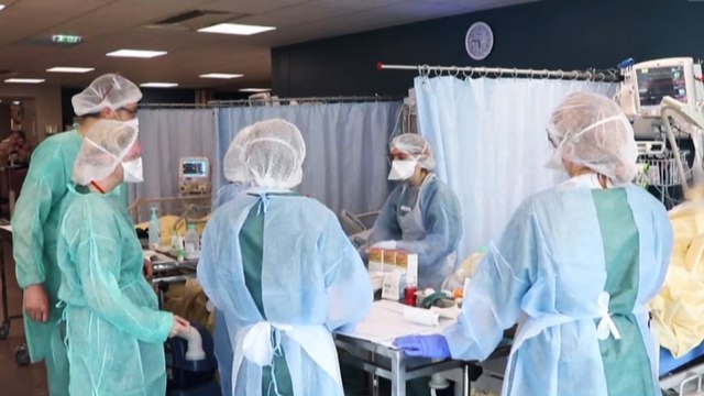 تطورات انتشار كورونا.. دول تتجه لسياسة الإغلاق وأخرى ترفع القيود