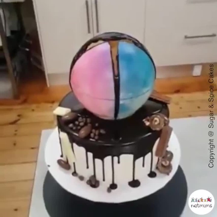 Awesome gender reveal cake