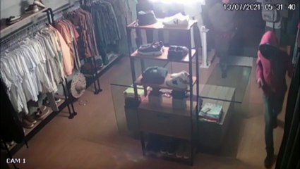 Ladrões fazem arrastão em empresa no Centro; Imagens podem auxiliar na identificação