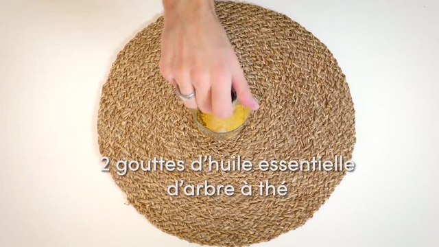 Do It Yourself : gommage pour les pieds !