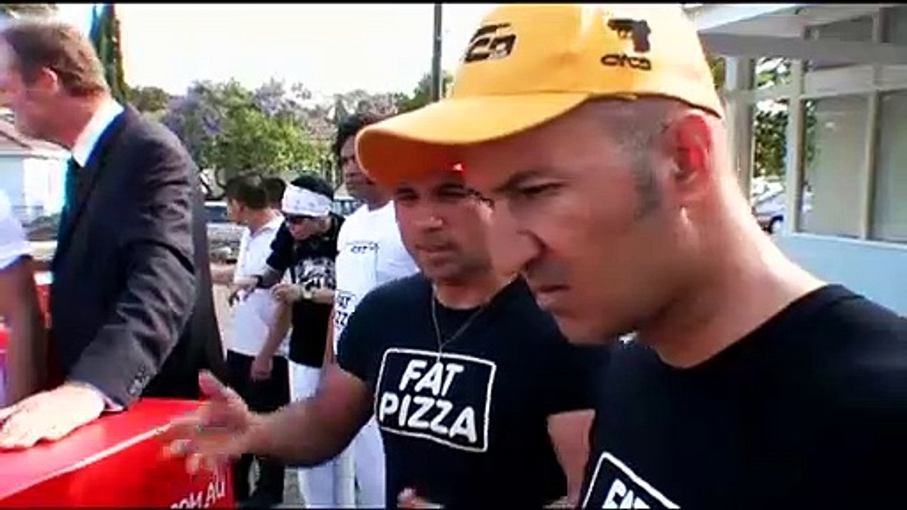 Fat_Pizza S04e01