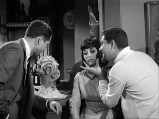 Peter Gunn 109 Image of Sally