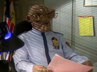 Space Precinct s01e13 Two Against the Rock