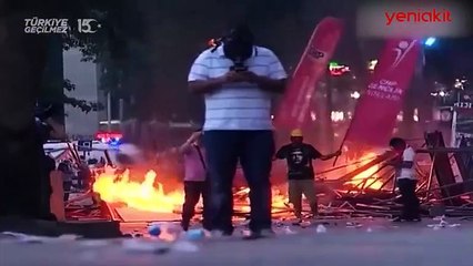 Duygulandıran 15 Temmuz paylaşımı: Türkiye geçilmez