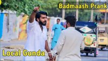 Local Gunda Prank | Roshaan Tv | Funny Prank