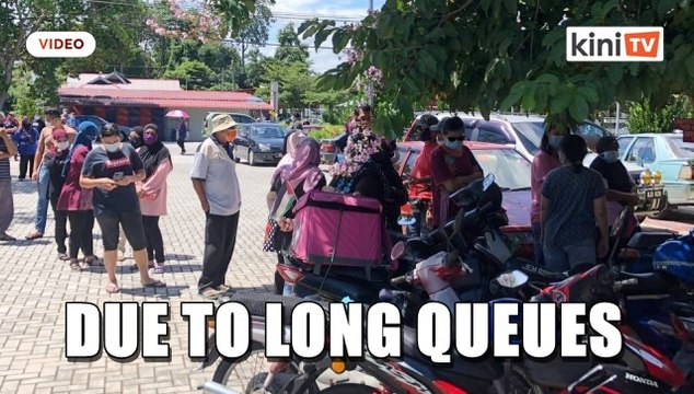 Syed Saddiq told to close food bank due to long queues