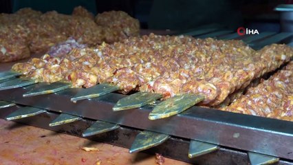 Kurbanın ilk günü Adana Kebap yapmayın uyarısı