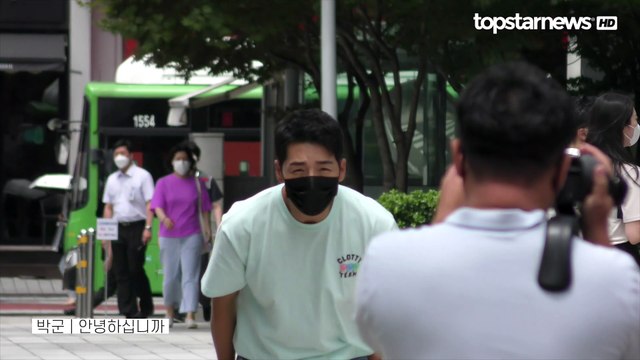 [TOP직캠] 박군(박준우), ‘컬투쇼’ 출근길에 당황한 이유?! 침착하게 대처하는 스윗 박군(210714)