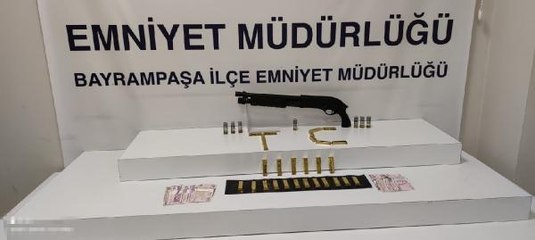 BAYRAMPAŞA'DA SAHTE ALTIN ÇAKMAK SATAN DOLANDIRICILAR KAMERADA