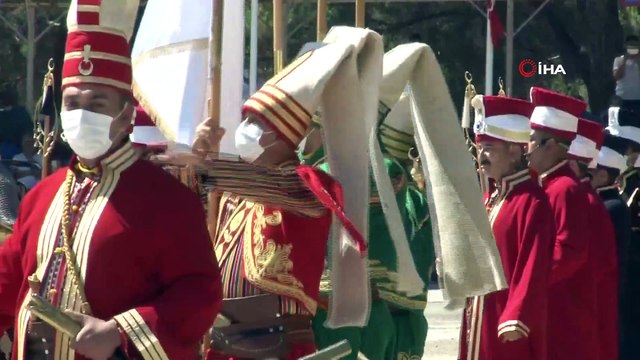 Bakan Soylu, 'Kırkağaç Jandarma Komando Eğitim Alay Komutanlığı 31'inci Dönem Uzman Erbaş Komando Temel Kursu Mezuniyet Töreni'ne katıldı