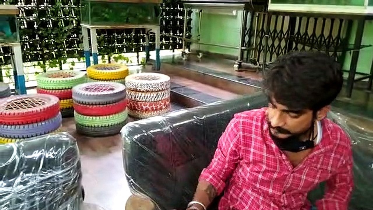 VIDEO: ये बंदरिया जानती है अदरक का स्वाद.. देखें वीडियो