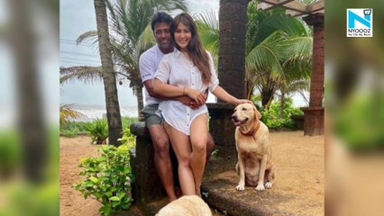 Is Kim Sharma dating Leander Peas? Their holiday together in Goa spark rumours