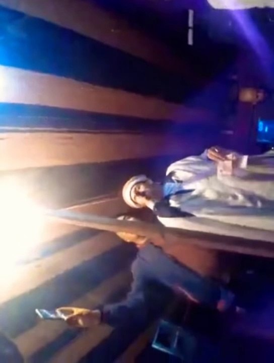 اخيرا اغنية كاملة التي يبحث عنها الجميع عشاق تيك توك شعرها لمخبل شوف كيفاش تلعب بيه☺ تمشي وتميل