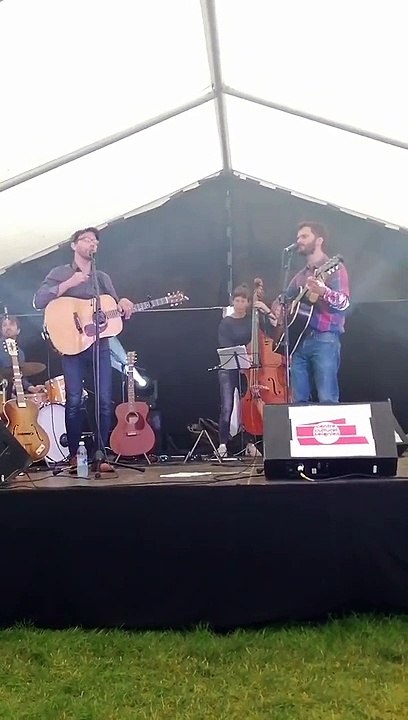 Barnill Brothers - Reverie (Live @ Soignies)