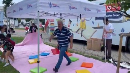 İBB’nin çocuk kütüphanesi AKP’li Belediye tarafından kaldırıldı