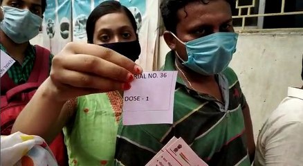 ভ্যাকসিনের টোকেন নিয়ে ফের উত্তেজনা হাওড়ায় |Oneindia Bengali