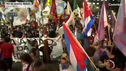 Manifestações pedem demissão de Bolsonaro