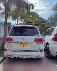 Diamond Platnumz Buys Most Expensive Rolls Royce Cullinan SUV (wasafimusic.com)