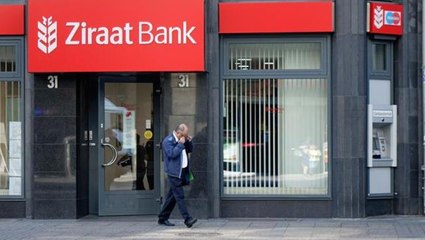 Ziraat Bankası'ndaki sistem arızası kısa süre içinde sosyal medyada gündem oldu! Yüzlerce tweet atıldı