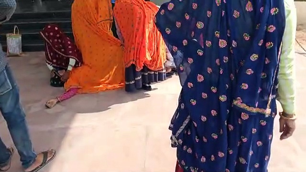 अस्पताल की चौखट पर हुआ प्रसव,  भर्ती की प्रक्रिया में देरी का आरोप