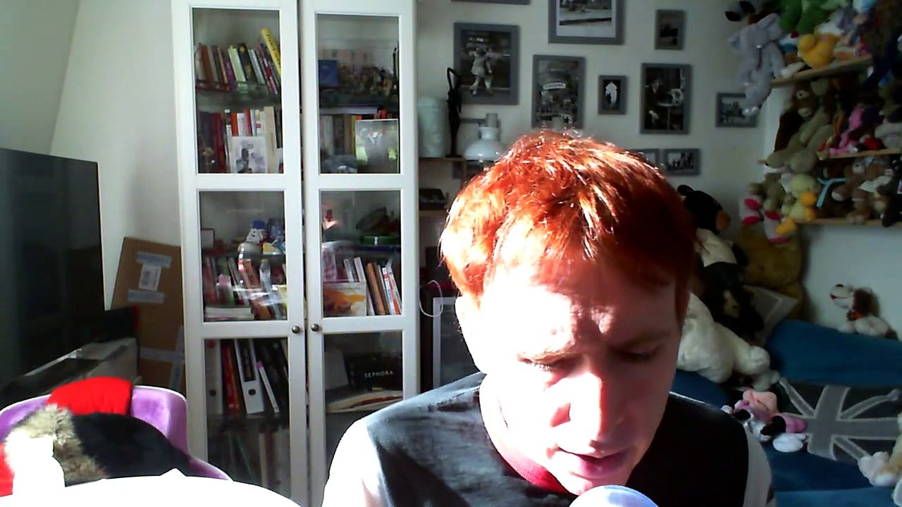 Wiwi égratigne "danser pour moi"