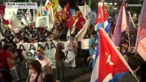 فيديو: الآلاف يطالبون بولسونارو 